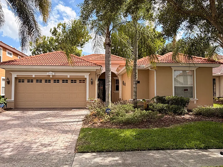 11316 Rapallo Ln — Photo 2