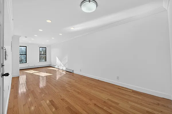 2295 Pacific Street #3