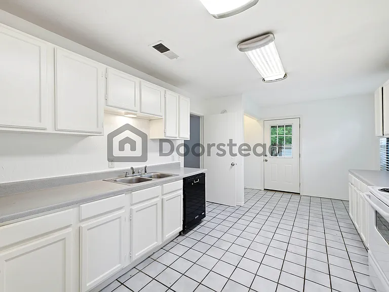 3400 Wayside Ave — Photo 22