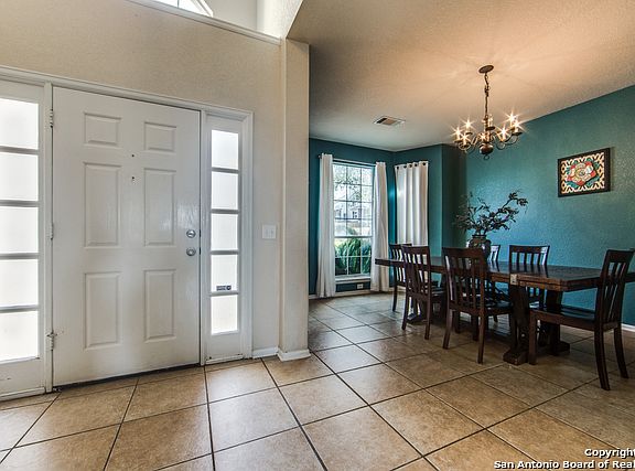5th image of 25115 Manhattan Way