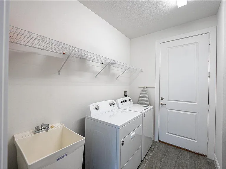 5362 NW Akbar Ter — Photo 29