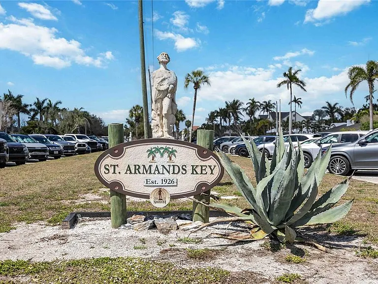 765 John Ringling Blvd #5 — Photo 48