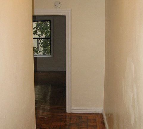 2nd image of 19 Cumming St APT 5G
