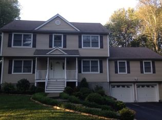 21 Linda Ln, Mahopac, NY 10541