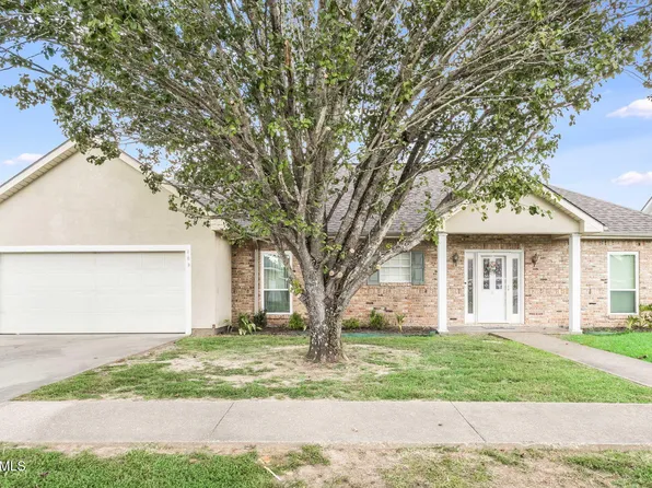 203 Rue Colombe, Carencro, LA 70520