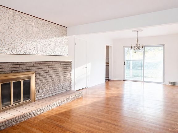 5th image of 2175 Carlsbory Dr