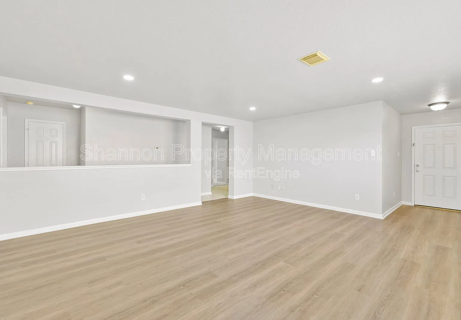 4 bed, 2.0 bath, 1865 sqft, $1,950 — Photo 4