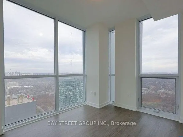 1 Yorkville Ave, Toronto, ON