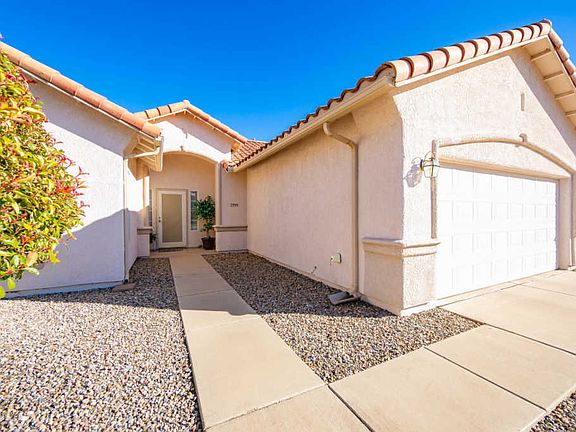 2nd image of 2999 Candlewood Dr