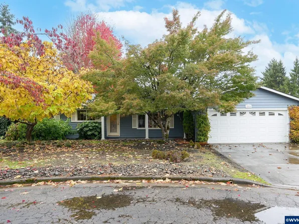 3814 Pine St SE, Albany, OR 97322