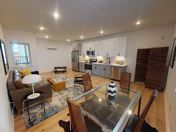 5th image of 1327 N Marston St APT 307