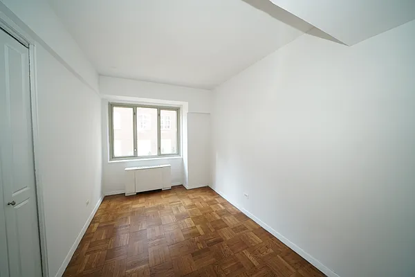 Rented by Corcoran | media 10