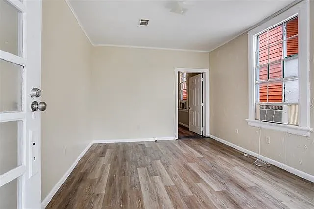 2614 Upperline St — Photo 2