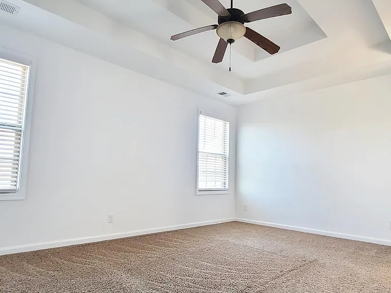 982 Dwight Eisenhower Way — Photo 18