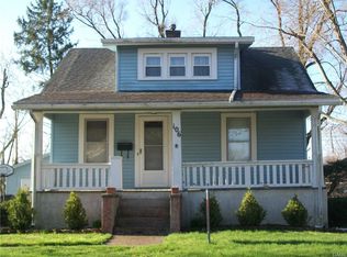 106 Wolf Ave, Englewood, OH