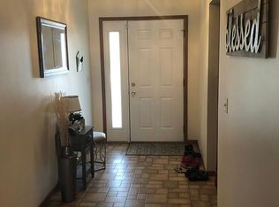 211 Marrett Farm Rd, Englewood, OH 45322