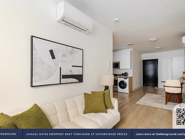 940 1st Ave #2L — Photo 3