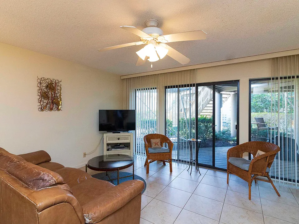 110 Ocean Hibiscus Dr #101