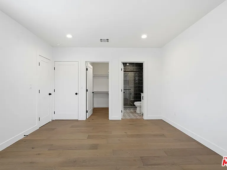 5452 Harcross Dr — Photo 31