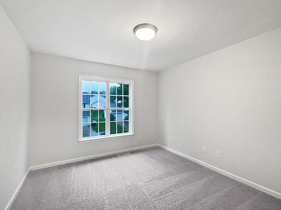 4th image of 5928 Bluestem Cir #C