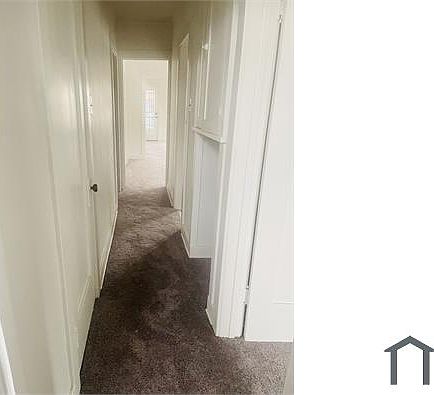 3rd image of 149 W 41st St
