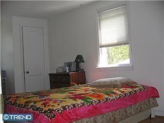 4th image of 1553 Tinsman Ave