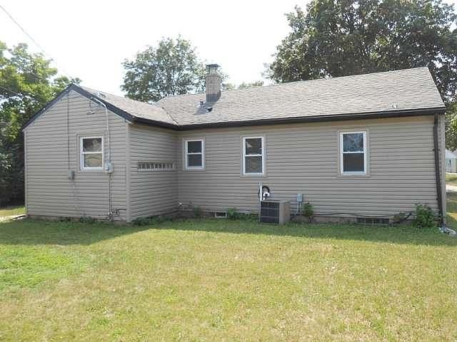 2nd image of 2208 W Neil Pl