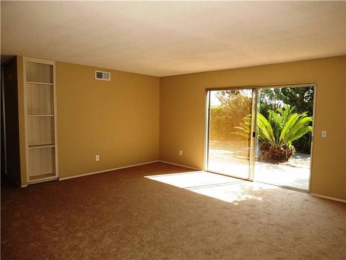 2nd image of 713 Reef Dr