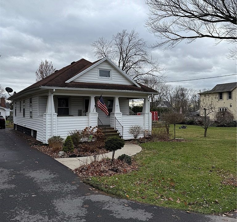 1st image of 24 1st Ave