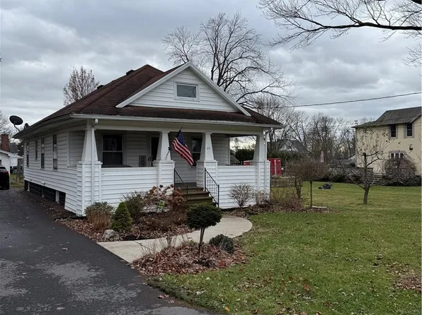 24 1st Ave, Auburn, NY 13021