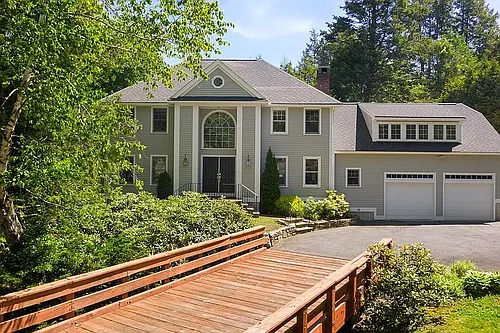 44 Buswell Park Photo 1
