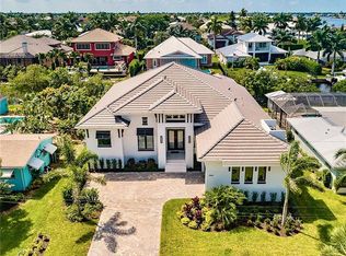 1446 Curlew Ave, Naples, FL 34102