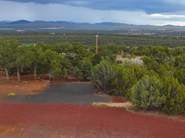 35445 SR 61 -- #13, Vernon, AZ 85940