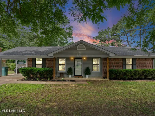 203 Lanelle Cv, Senatobia, MS 38668