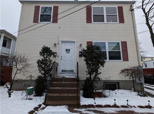 15 Burke St FLOOR 2, Pawtucket, RI 02861