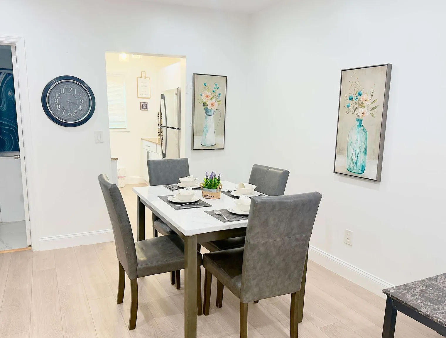 2 bed, 1.0 bath, 796 sqft, $7,803 — Photo 2