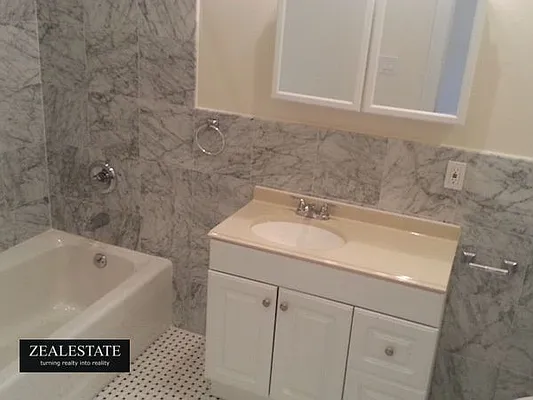 Rented by ZealEstate Group Inc | media 52