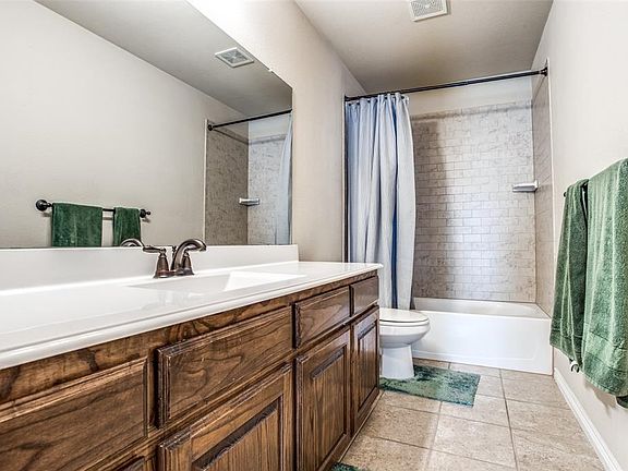 4th image of 3015 Barton Springs Ln