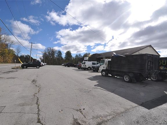 3rd image of 13683 & 13677 Main Rd