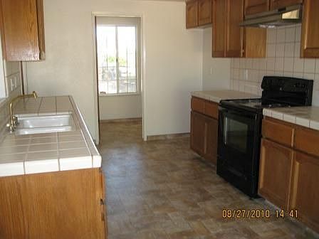 3rd image of 28614 Avenue 22