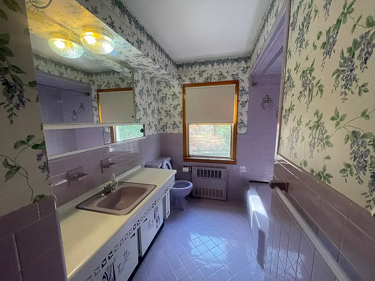 457 Pond Path E — Photo 9