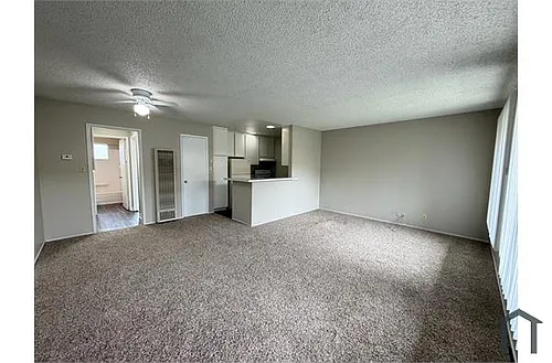 433 Fleming Ave E Photo 1