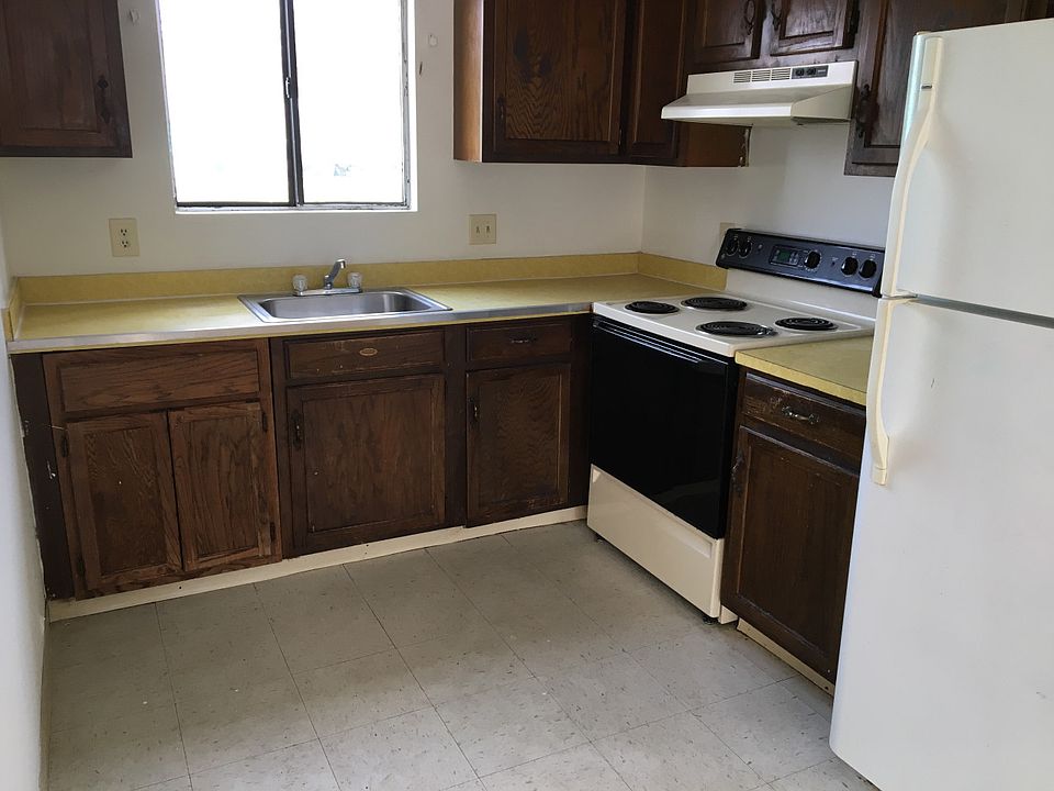 2nd image of 515 W 30th St N APT 3