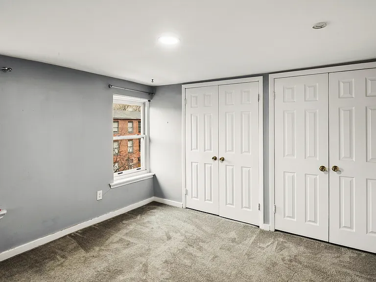 Bedroom 3 (alt view)