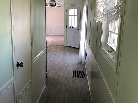 5th image of 105 Snowgoose Ln