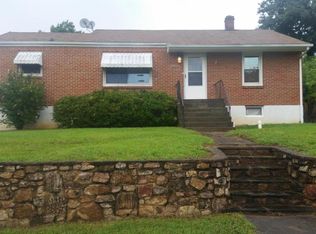 4753 Showalter Rd NW, Roanoke, VA 24017