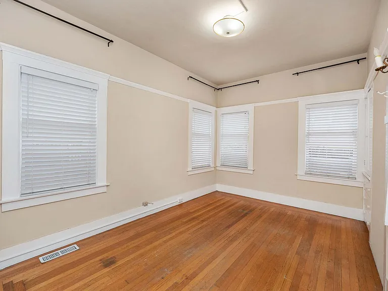 1913B Berkeley Way — Photo 18