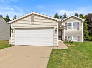 5144 Red River Ave SW, Wyoming, MI 49418
