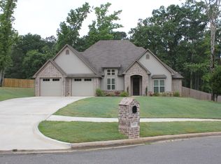 222 Strait Ln, Longview, TX 75604