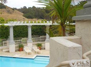 2892 Torrey Pines Rd, La Jolla, CA 92037